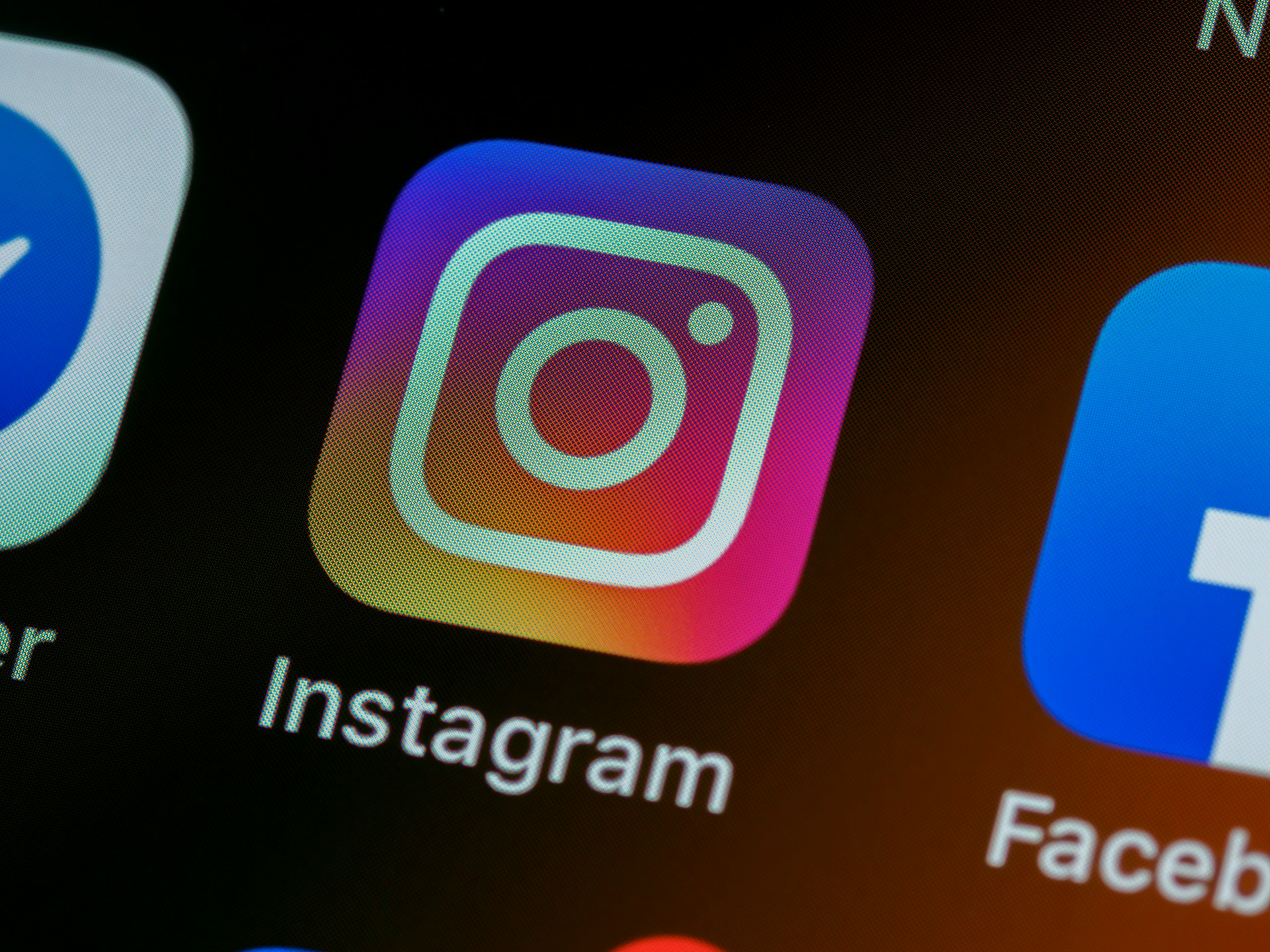 instagram recenze